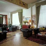 Hotel Moderno Siena
