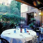 Moderno Hotel