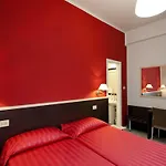 Moderno Hotel 3*