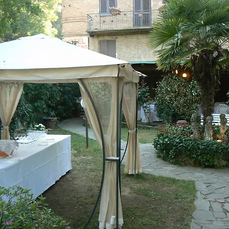 Hotel Moderno 3*