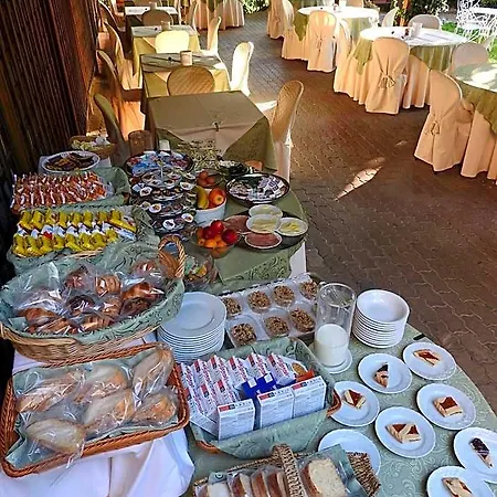 麦德诺酒店 3*