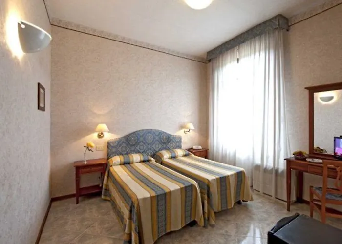 Moderno Σιένα