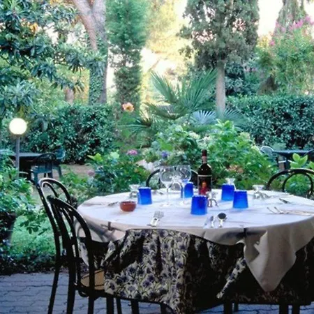 Hotel Moderno 3*